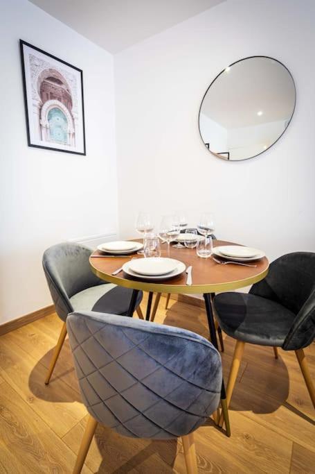 L'Albatros 007 - Hypercentre * Cosy * Wifi Appartement Saint-Quentin  Buitenkant foto
